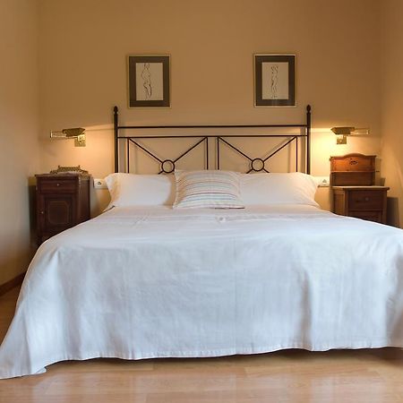 Cal Pastor Guest House La Pobla de Cervoles Luaran gambar