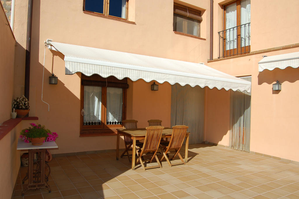 Cal Pastor Guest House La Pobla de Cervoles Luaran gambar