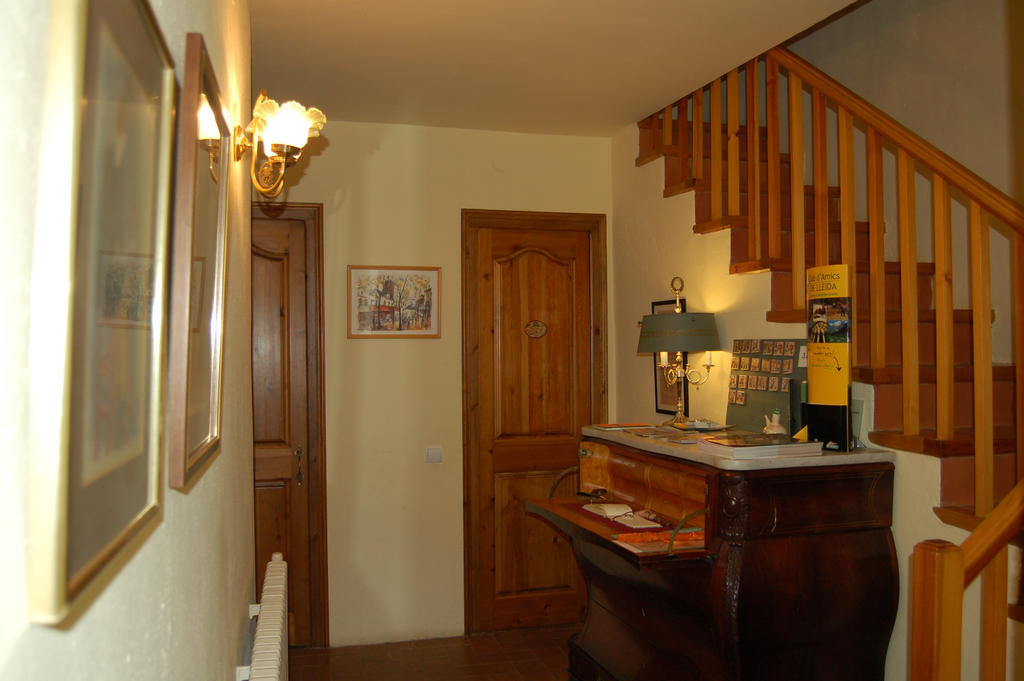 Cal Pastor Guest House La Pobla de Cervoles Luaran gambar